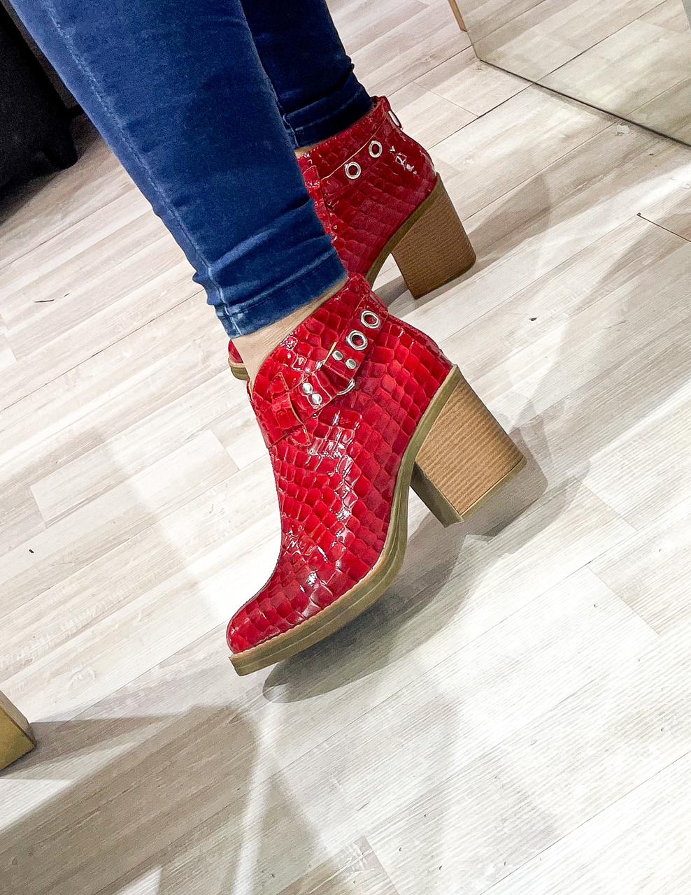 Botines Lolo Rojo