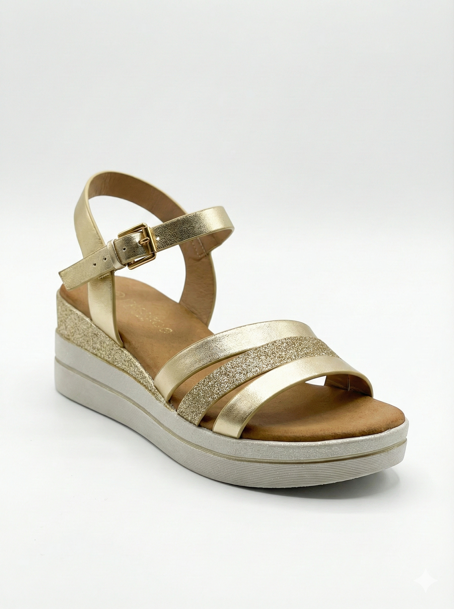 Sandalia Plataforma Sporty Shine Dorado