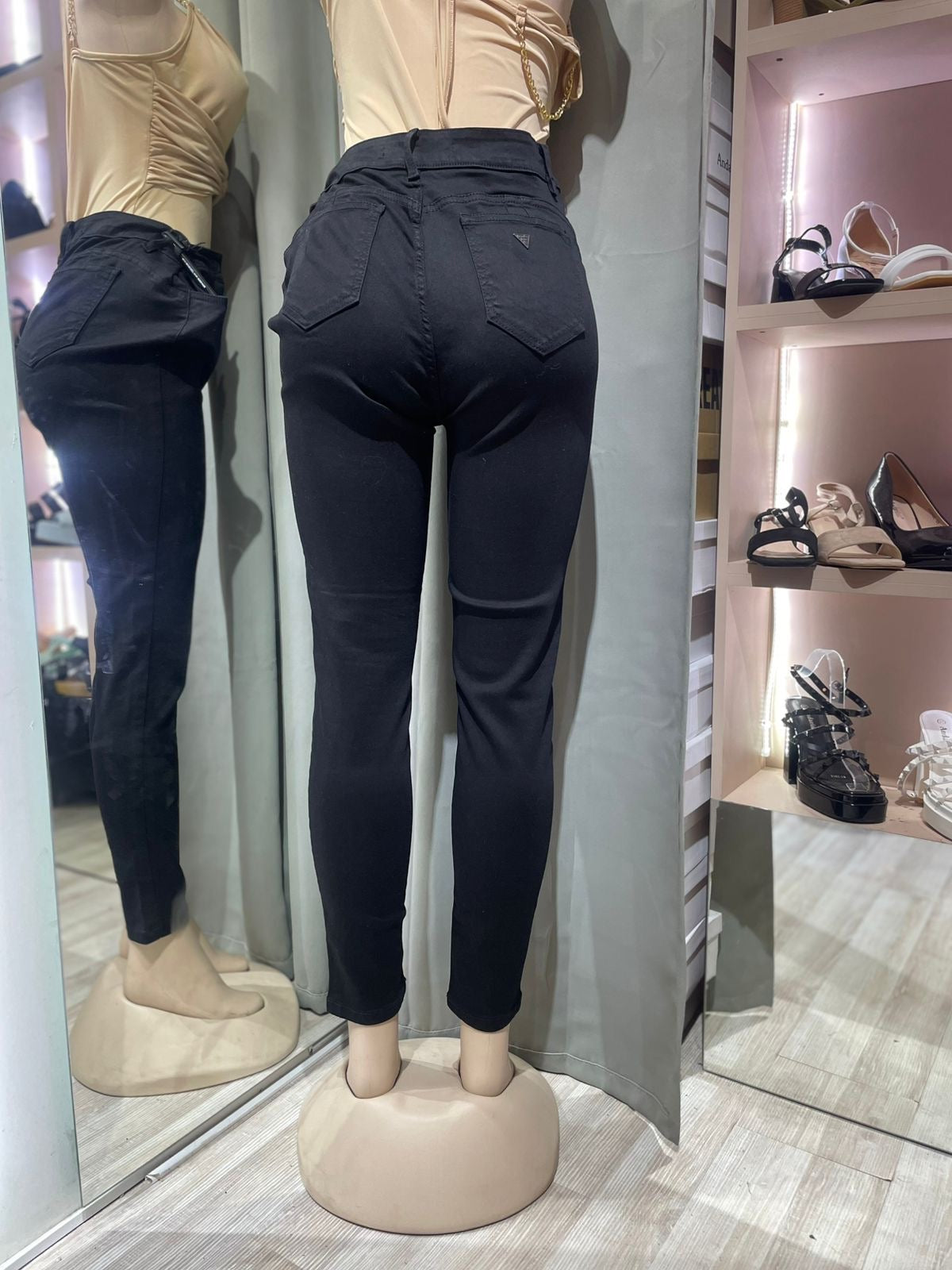 Jeans Paradisse skinny clásico negro