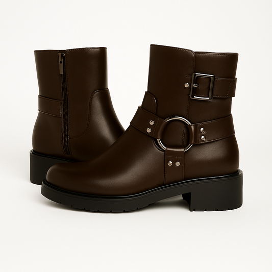 Botas BEAU Café con fondo blanco