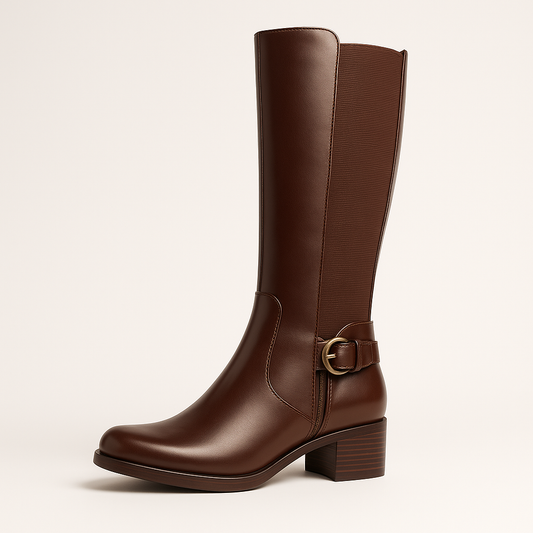 Botas Isis Cafe con fondo blanco
