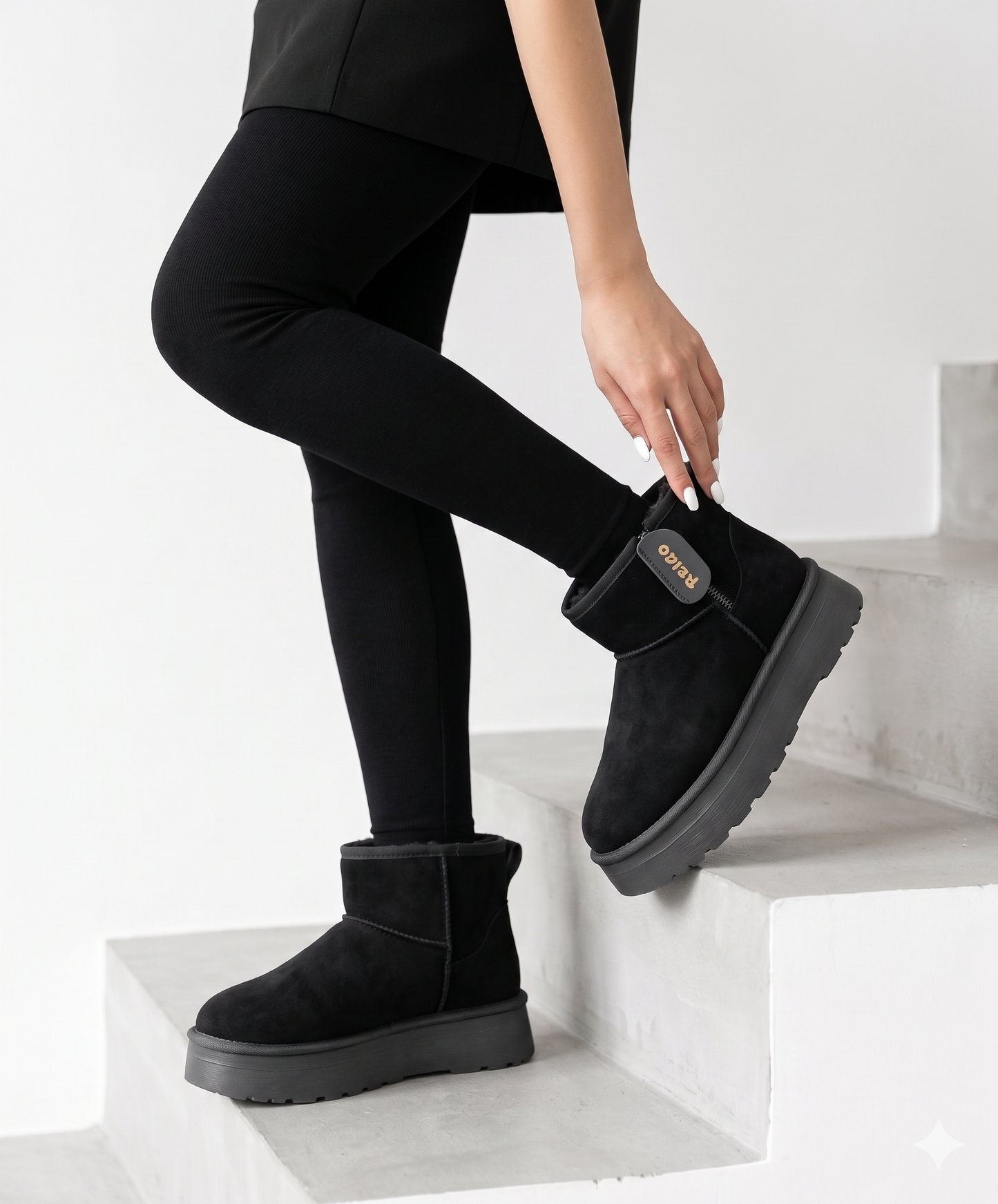 Botín pantubota  Platform Suede Reiqo Negro