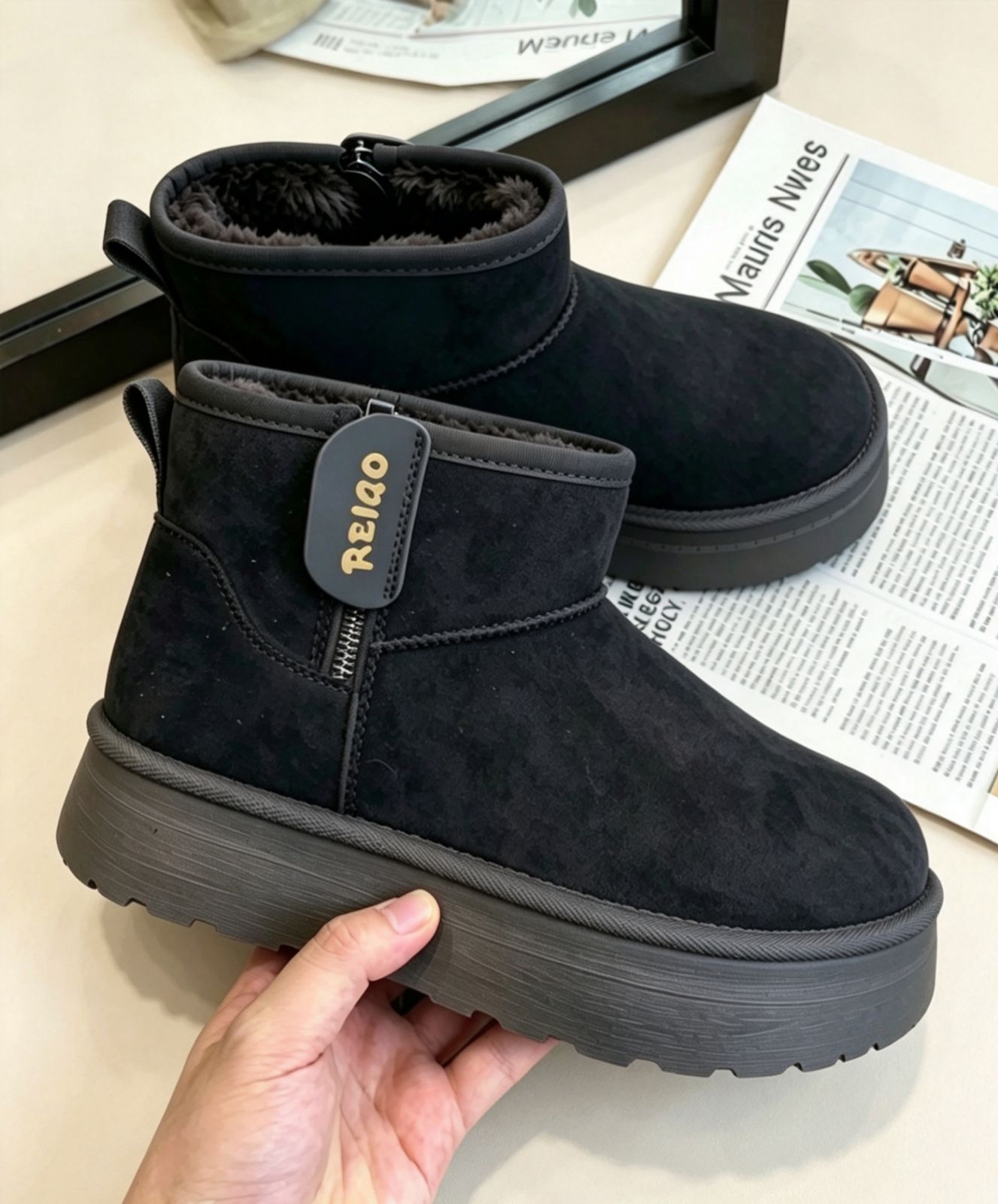Botín pantubota  Platform Suede Reiqo Negro