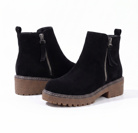 Botin bajo negro  Reno suela de goma modelo Lilly