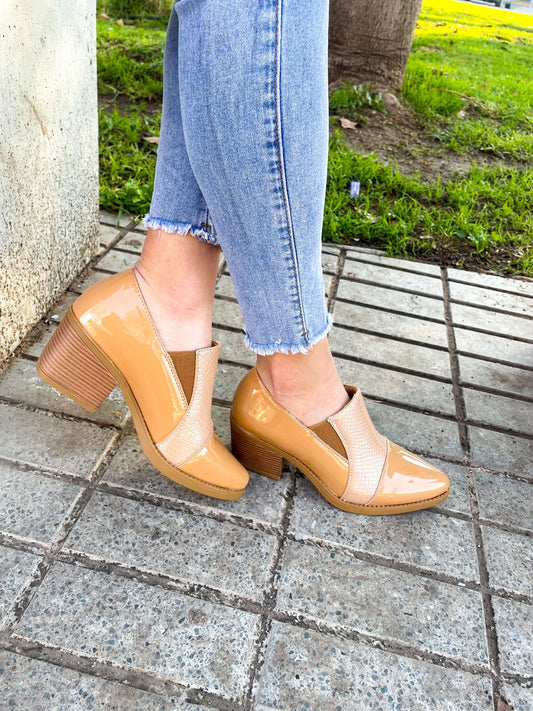 Zapatos Blair camel