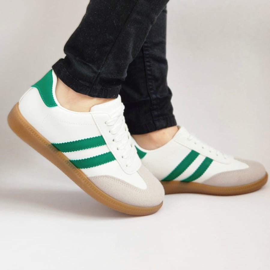 zapatillas samba style blanco verde horma pequeña diseño cómodo y ligero con suela de goma