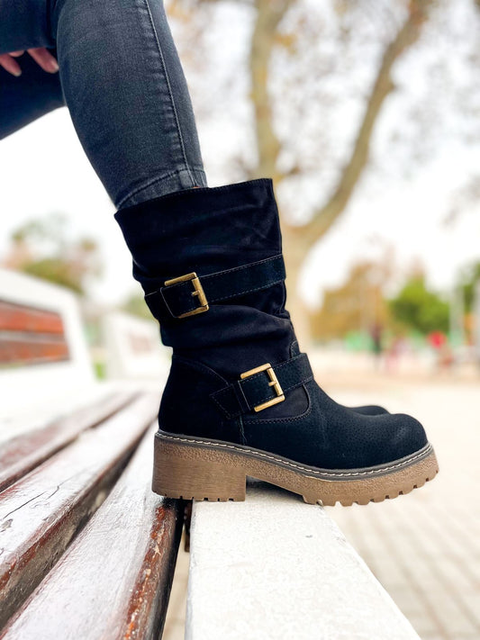 Botas Estefany Negro de lado
